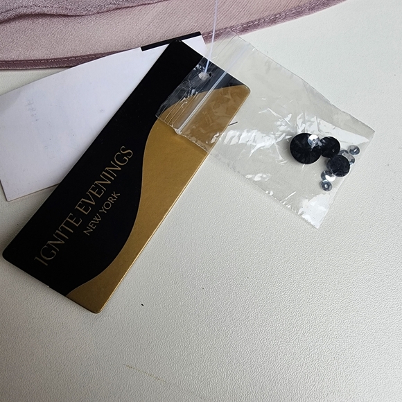 Zara Brown and Tan Asymmetrical Blouse with Flutter Sleeves - Picture 11 of 12